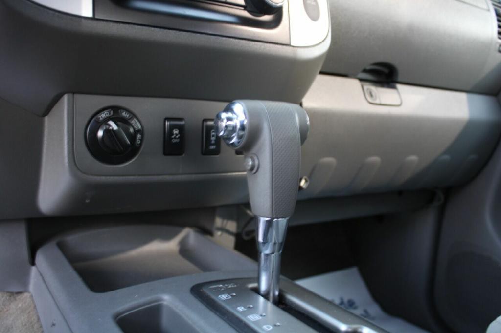 2013 Nissan Frontier Image 20