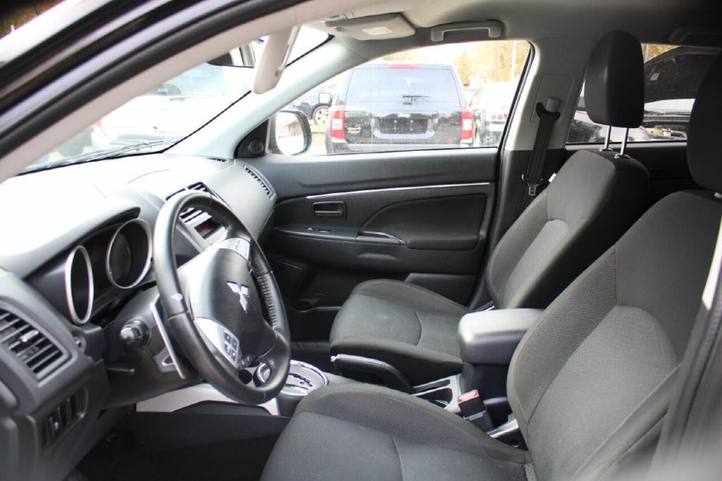 2012 Mitsubishi Outlander Image 15