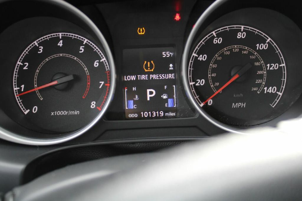 2012 Mitsubishi Outlander Image 21