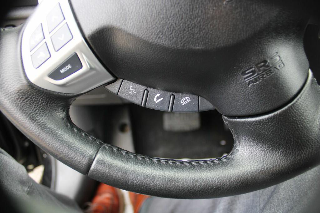 2012 Mitsubishi Outlander Image 26