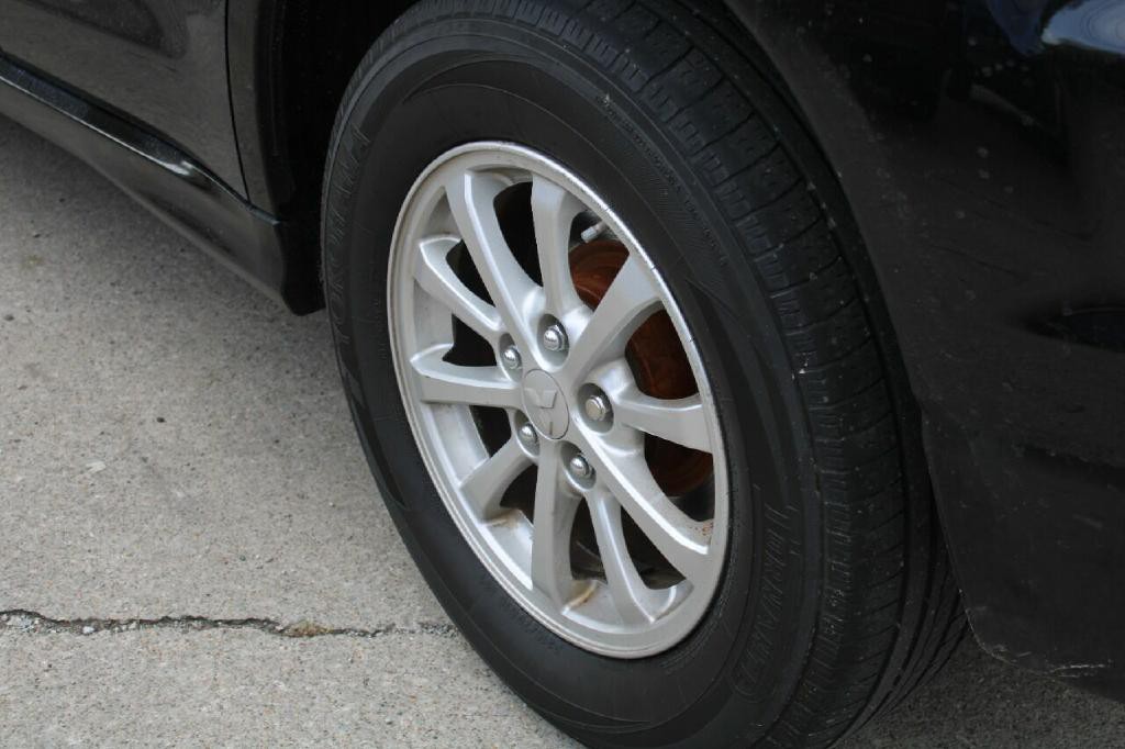 2012 Mitsubishi Outlander Image 34