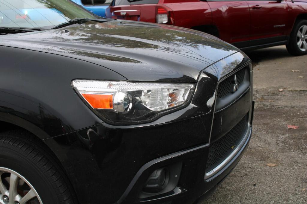 2012 Mitsubishi Outlander Image 39