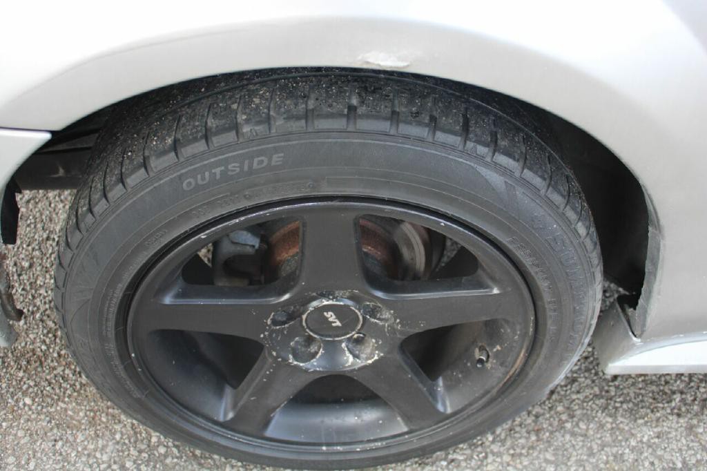 2004 Ford Mustang Image 17