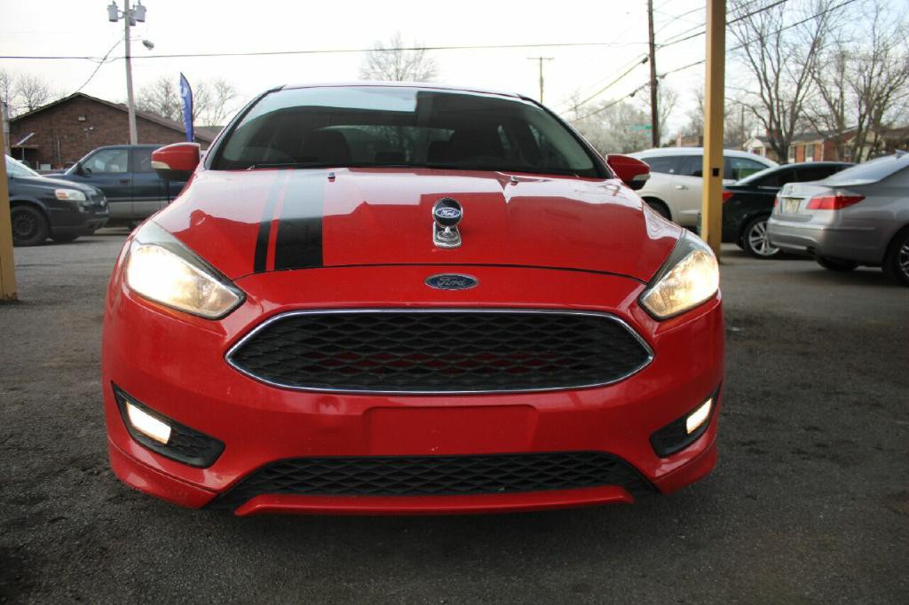 2016 Ford Focus Image 8