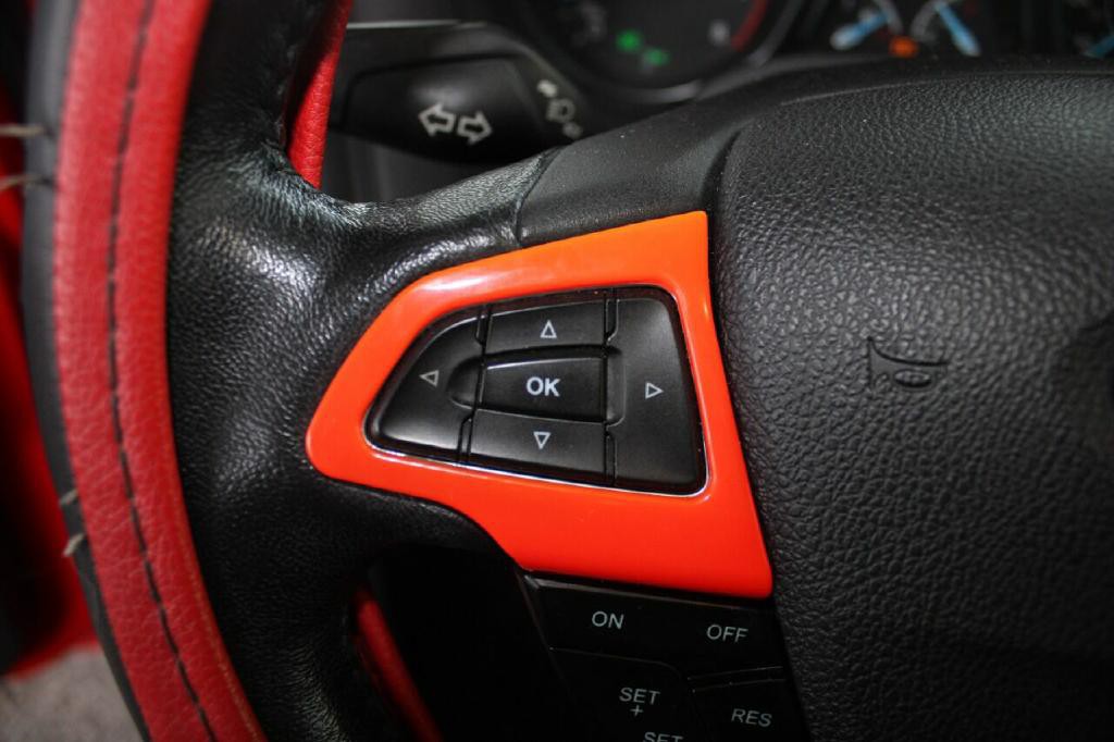 2016 Ford Focus Image 13