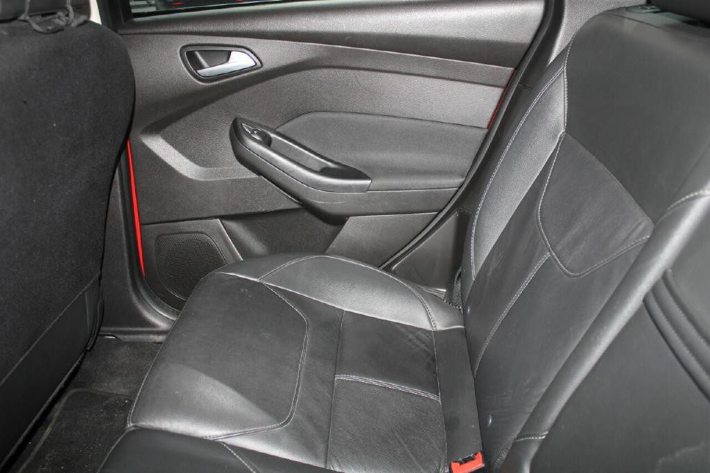 2016 Ford Focus Image 26