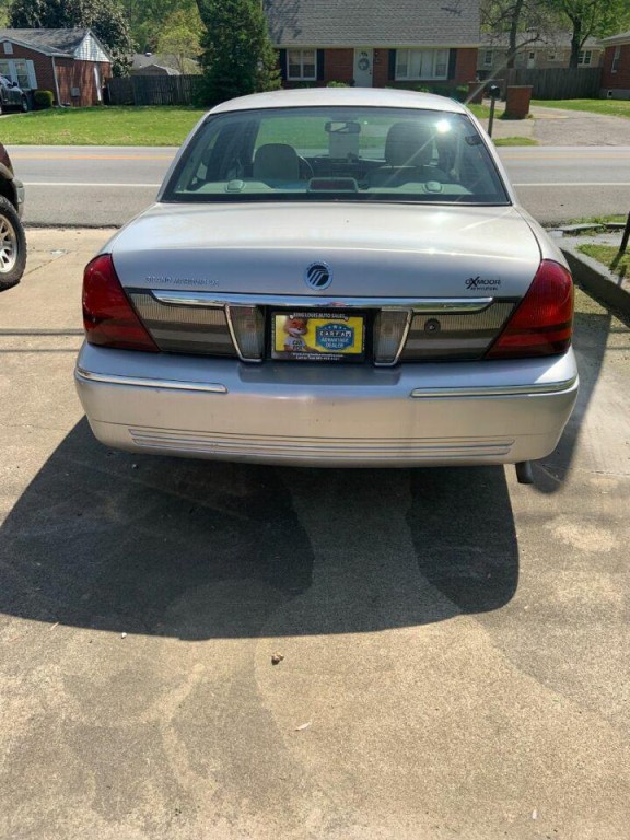 2008 Mercury Grand Marquis Image 4
