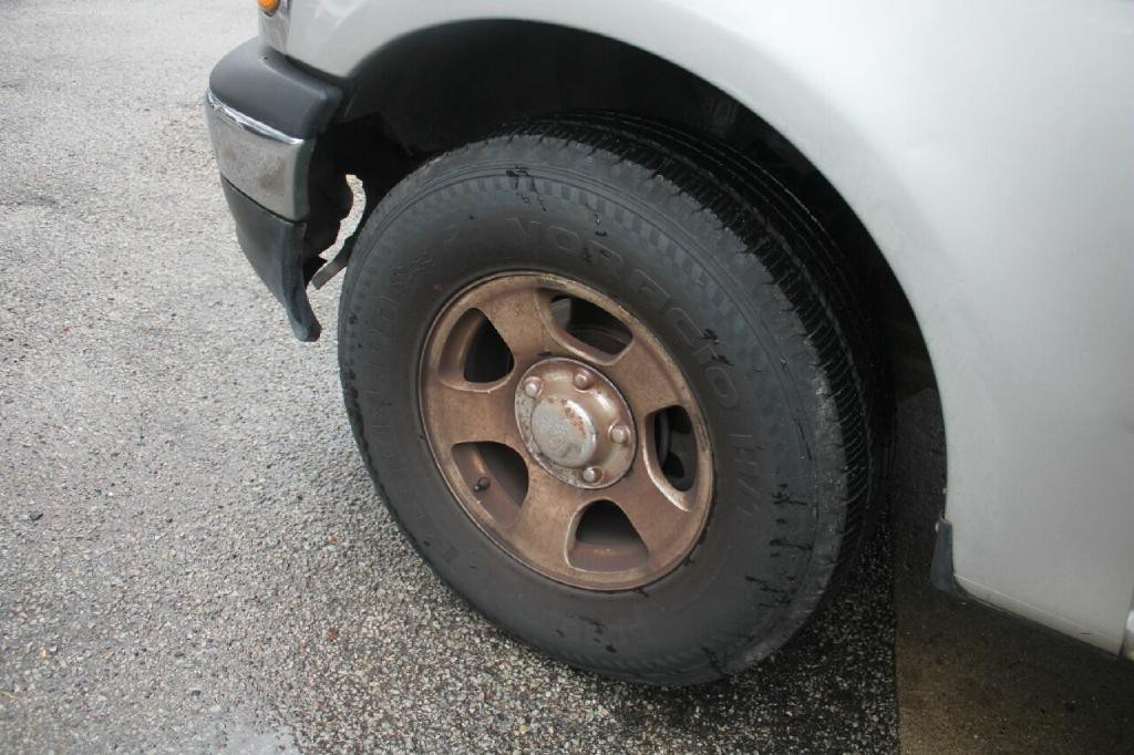 2002 Ford F-150 Image 18