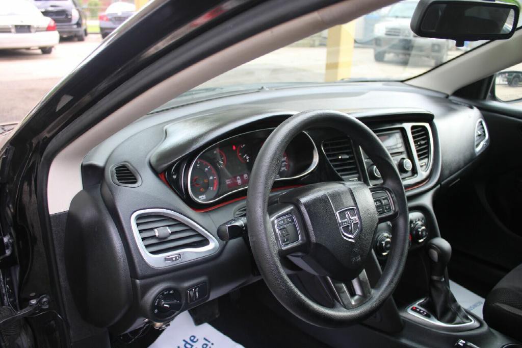 2015 Dodge Dart Image 11