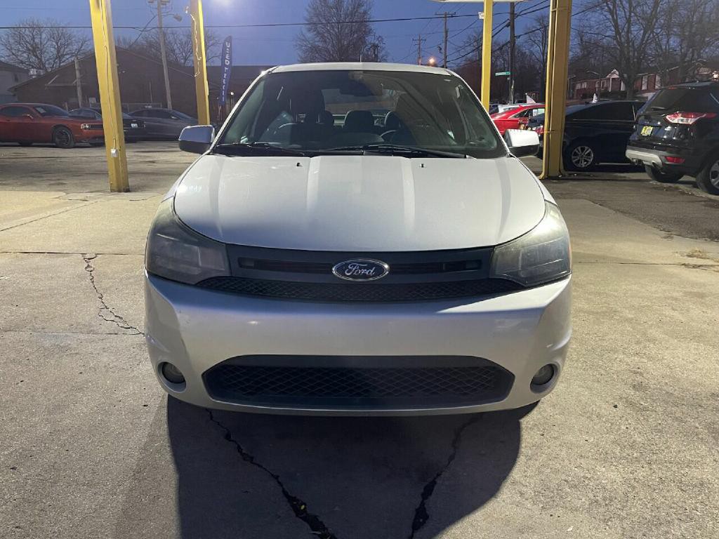 2010 Ford Focus Image 8