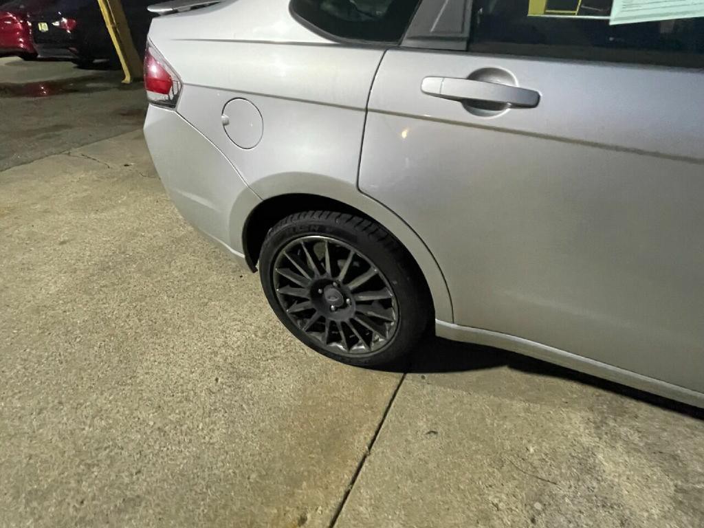 2010 Ford Focus Image 27