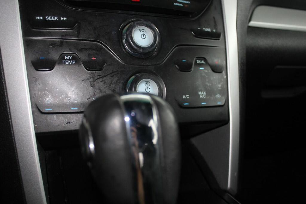 2014 Ford Explorer Image 19
