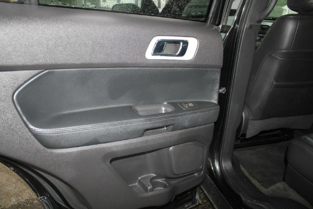 2014 Ford Explorer Image 23