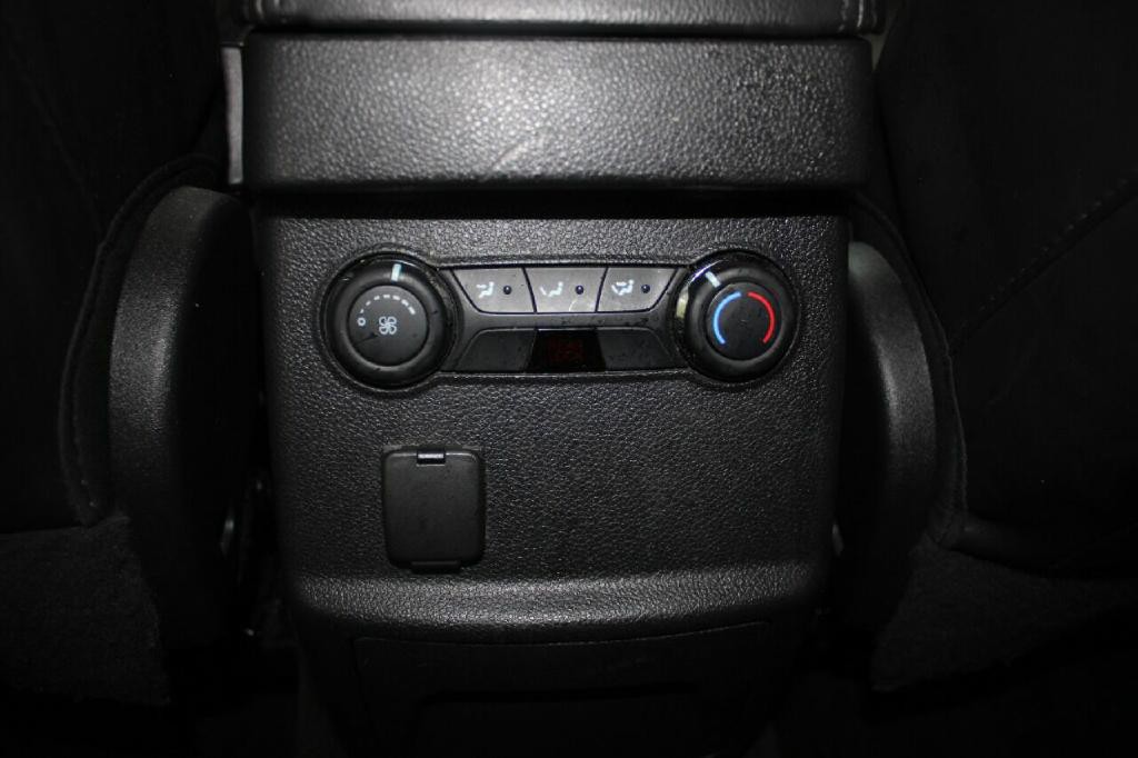 2014 Ford Explorer Image 28