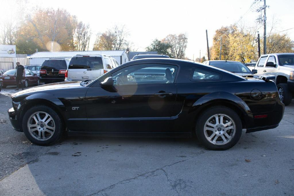 2005 Ford Mustang Image 6