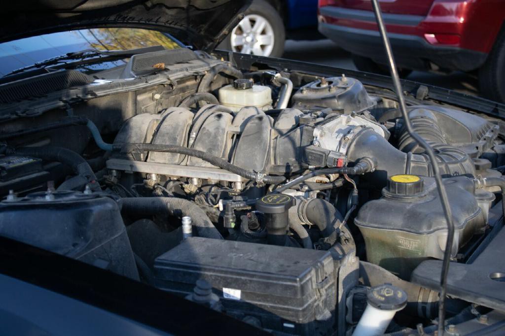 2005 Ford Mustang Image 30