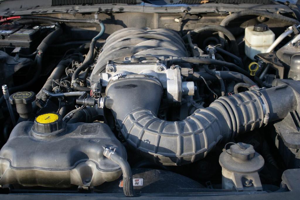 2005 Ford Mustang Image 31