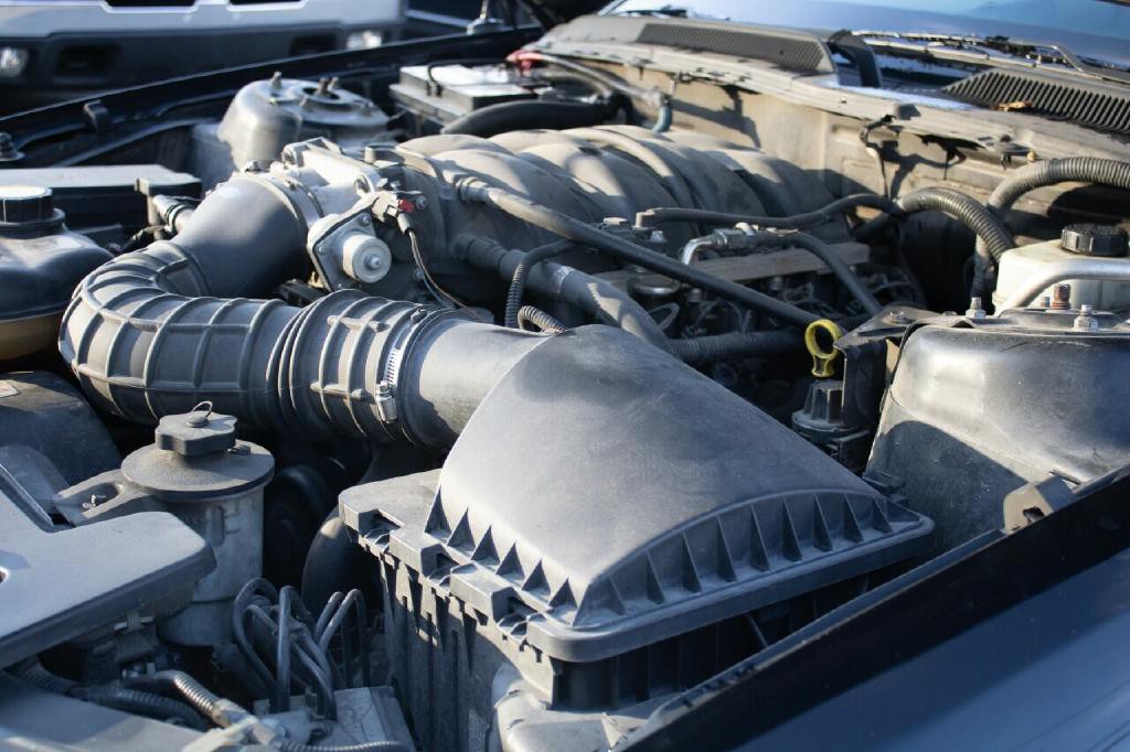 2005 Ford Mustang Image 32