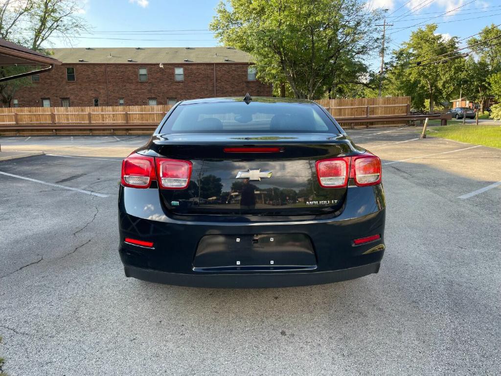 2014 Chevrolet Malibu Image 4