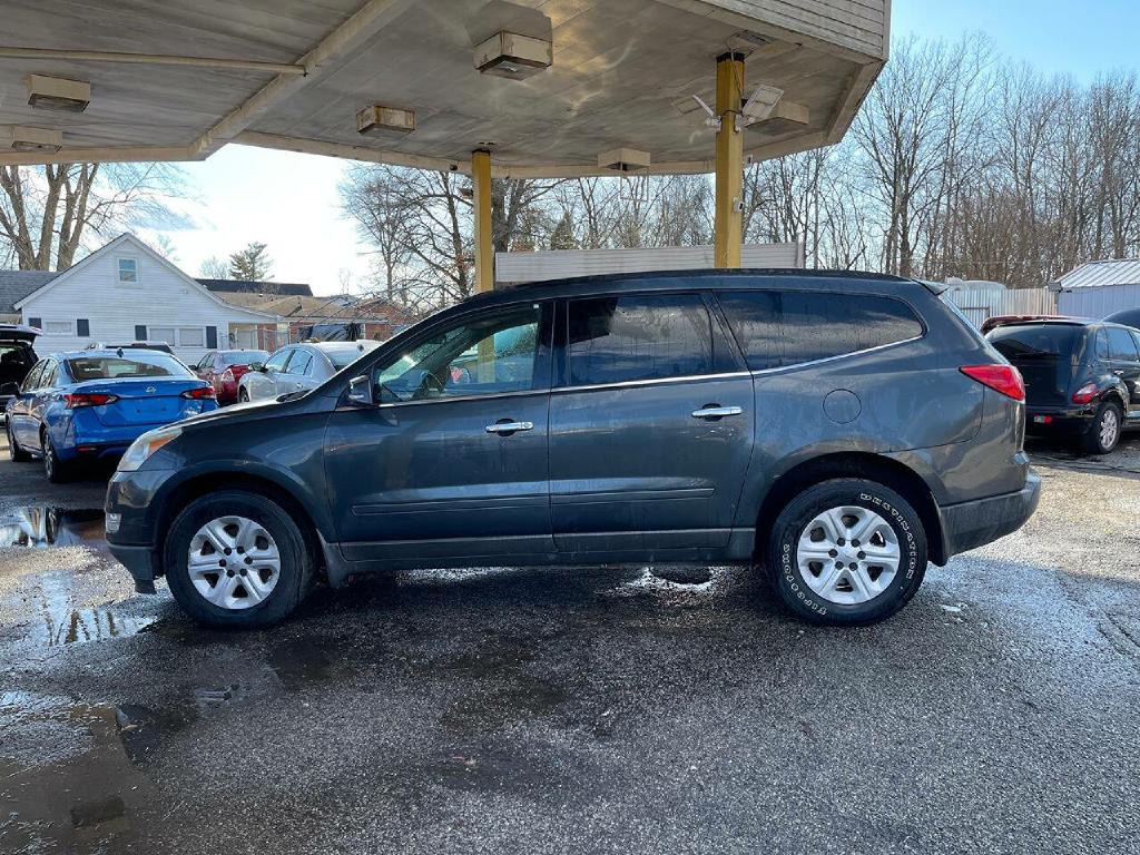 2011 Chevrolet Traverse Image 6