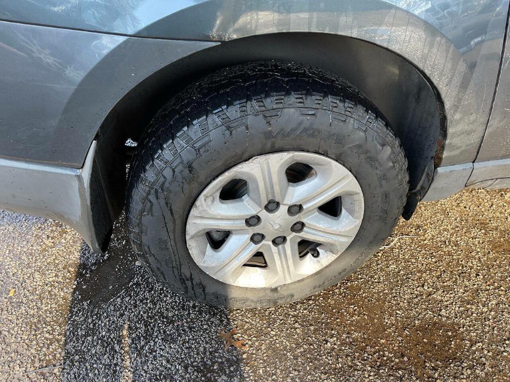 2011 Chevrolet Traverse Image 28