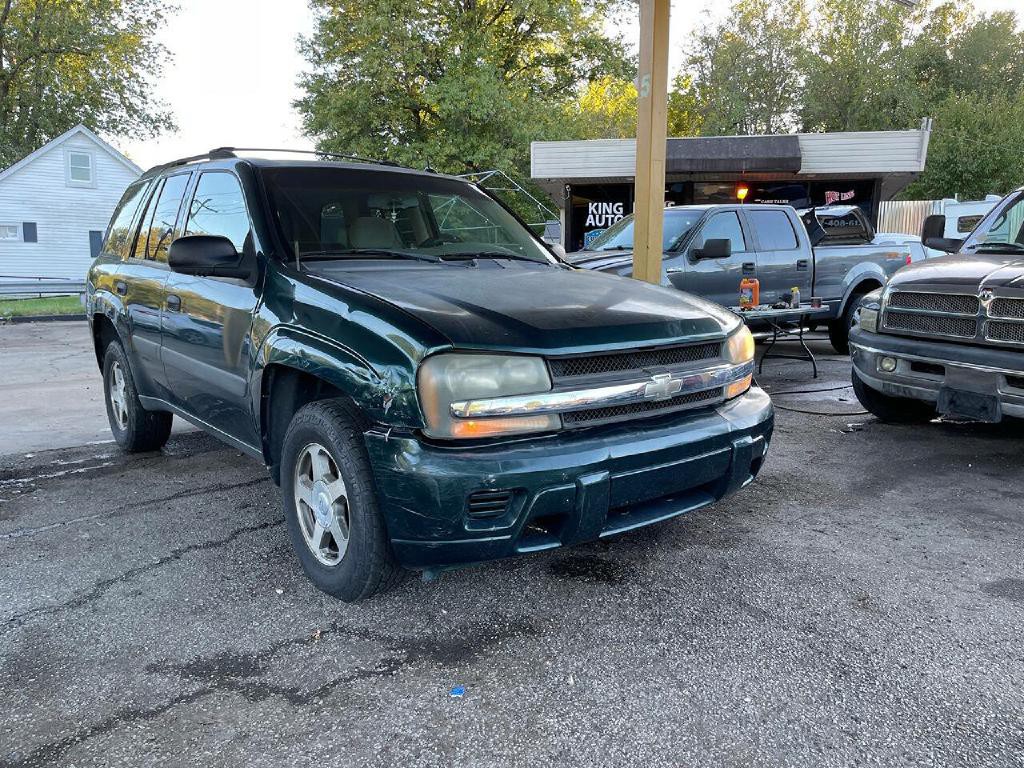 2005 Chevrolet Trailblazer Image 1
