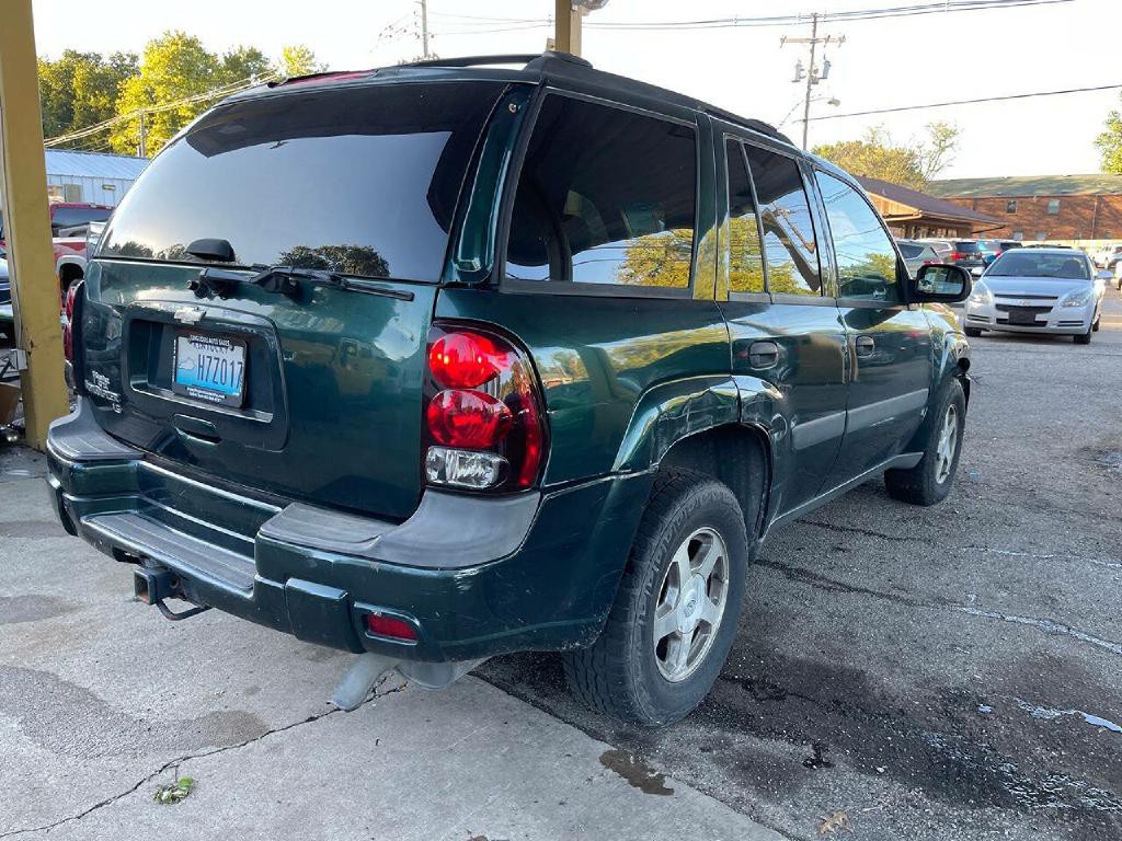 2005 Chevrolet Trailblazer Image 3