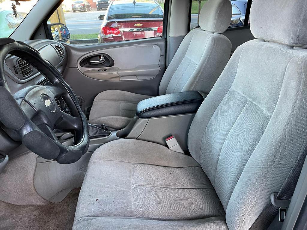2005 Chevrolet Trailblazer Image 12