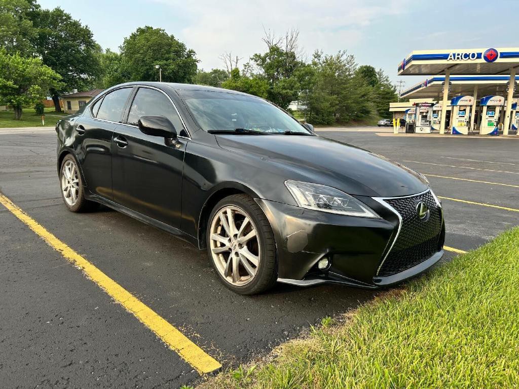 2006 Lexus IS 250 Image 2