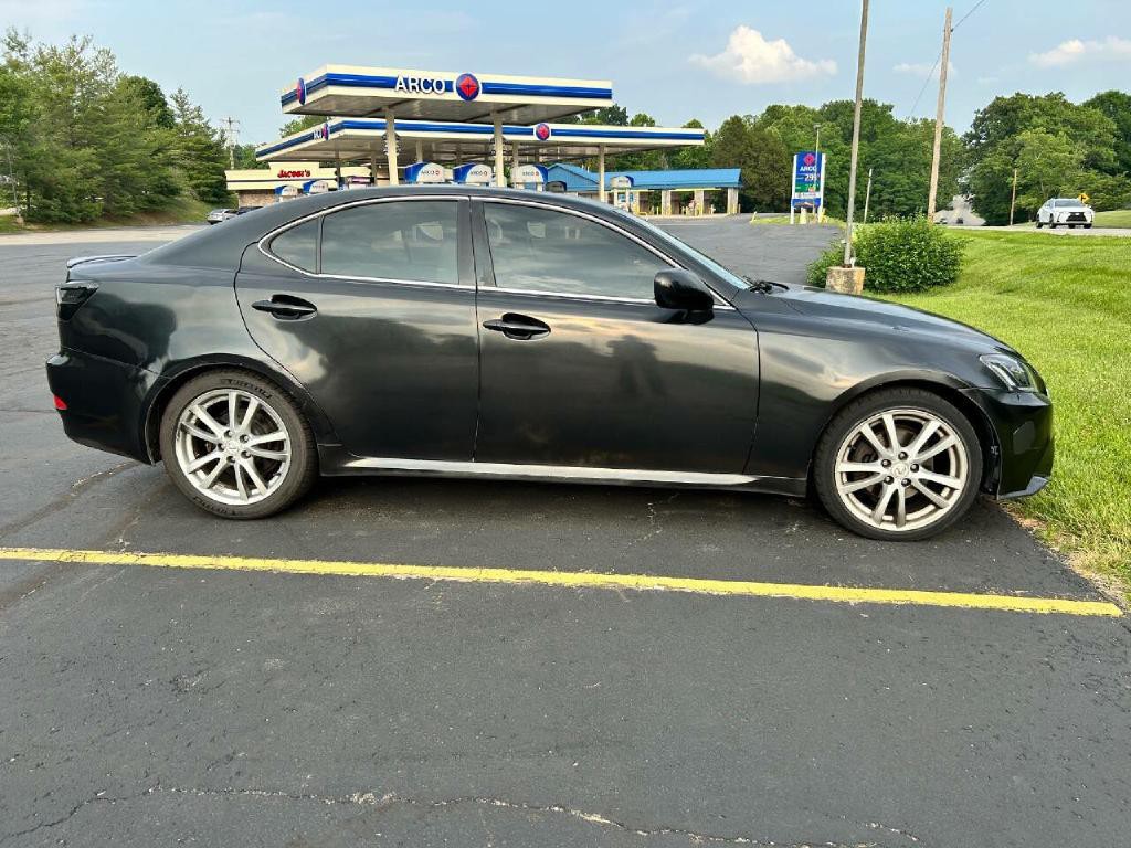 2006 Lexus IS 250 Image 3