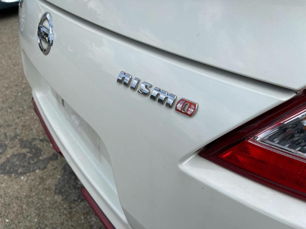 2015 Nissan 370Z Image 30