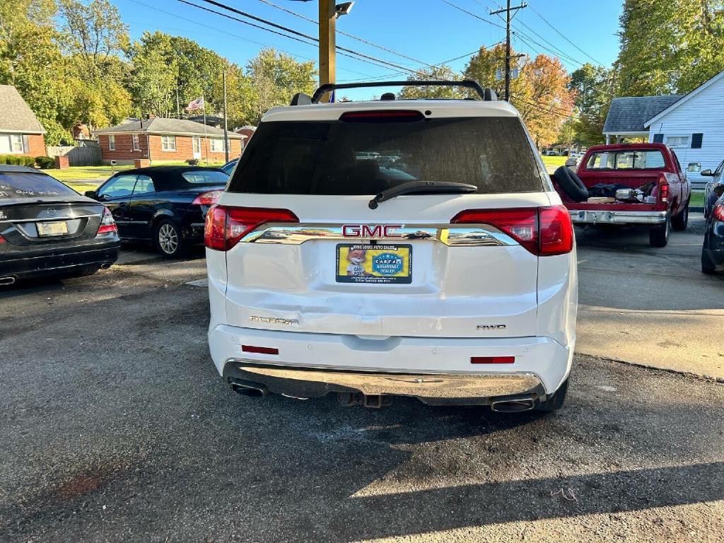 2018 GMC Acadia Image 4