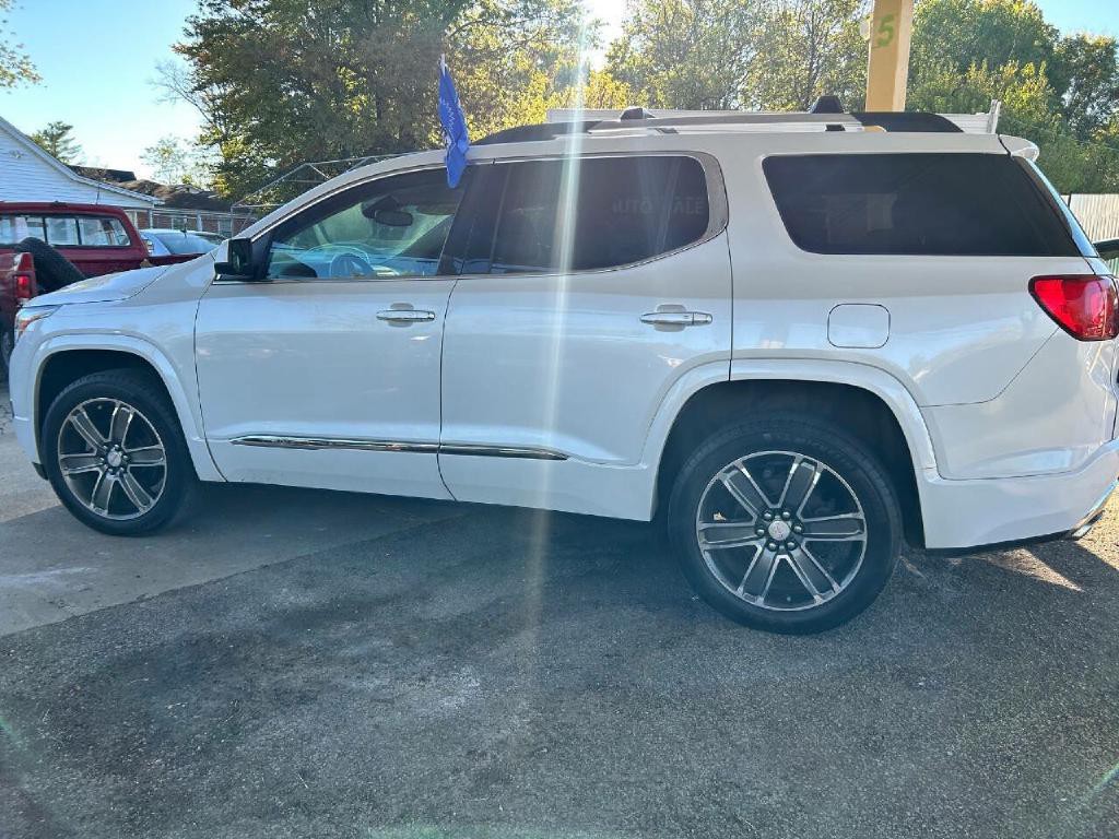 2018 GMC Acadia Image 6