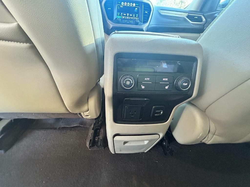 2018 GMC Acadia Image 27