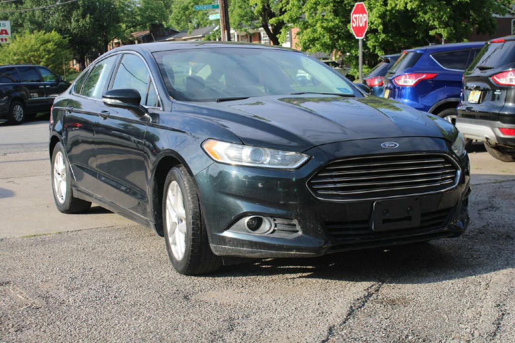 2014 Ford Fusion Image 1