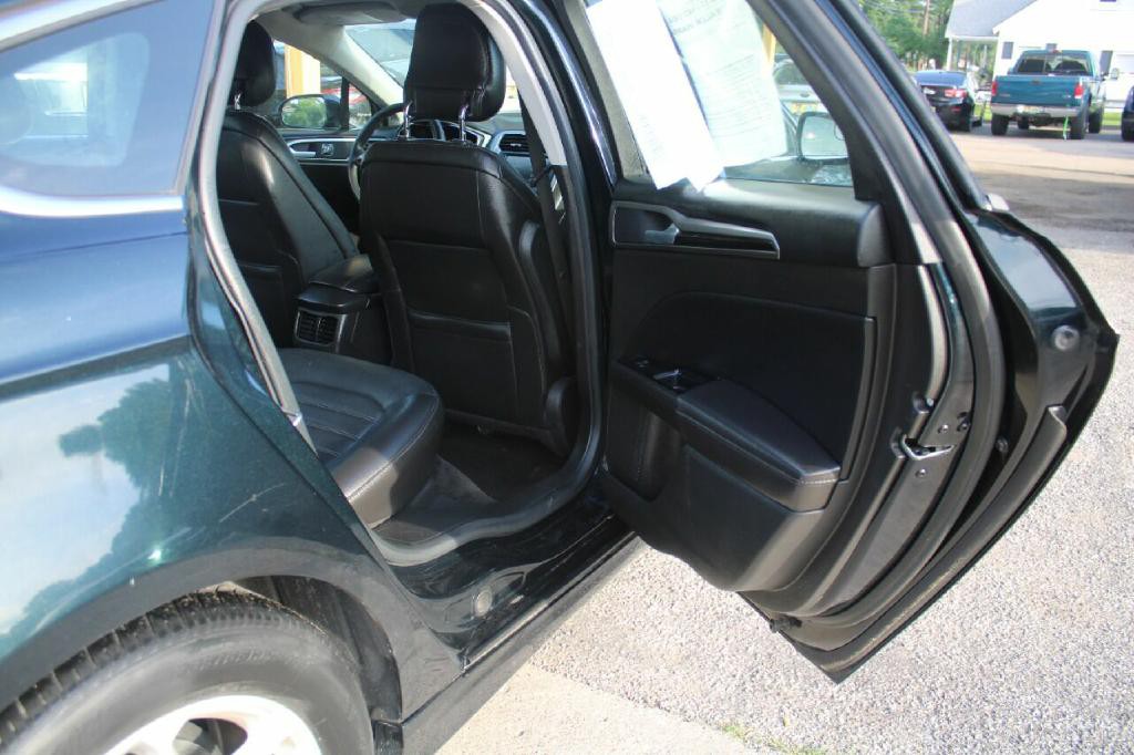 2014 Ford Fusion Image 19