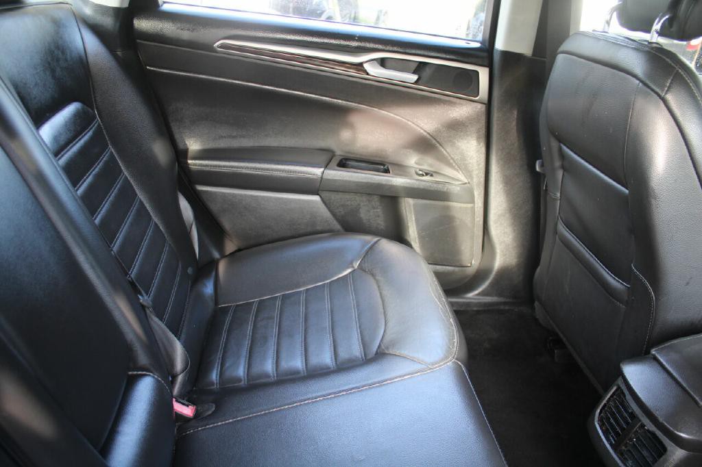 2014 Ford Fusion Image 22