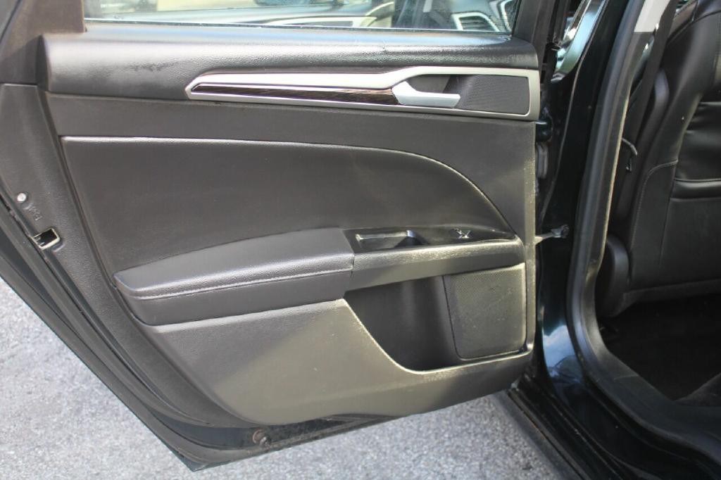 2014 Ford Fusion Image 30