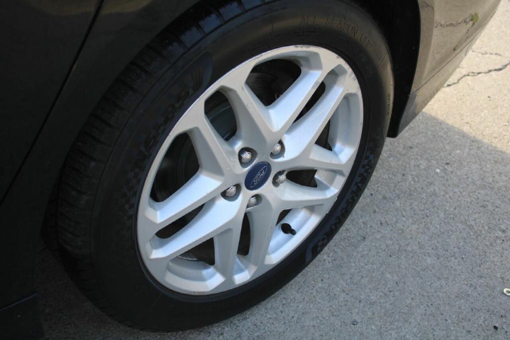 2014 Ford Fusion Image 34