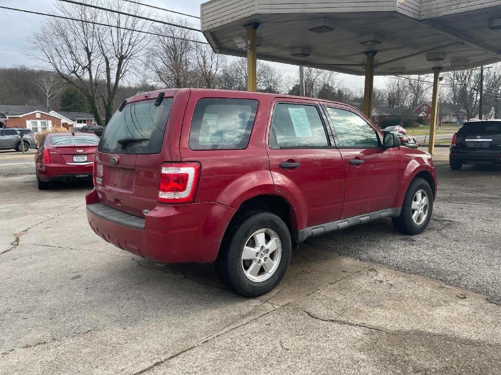 2011 Ford Escape Image 3