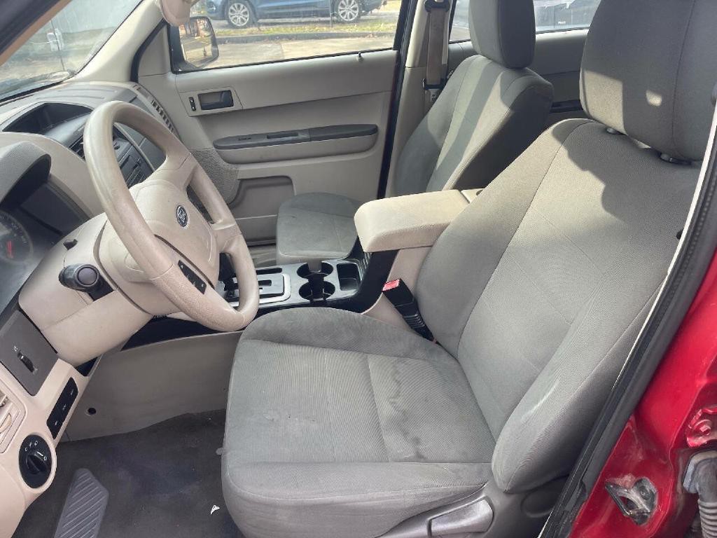 2011 Ford Escape Image 11