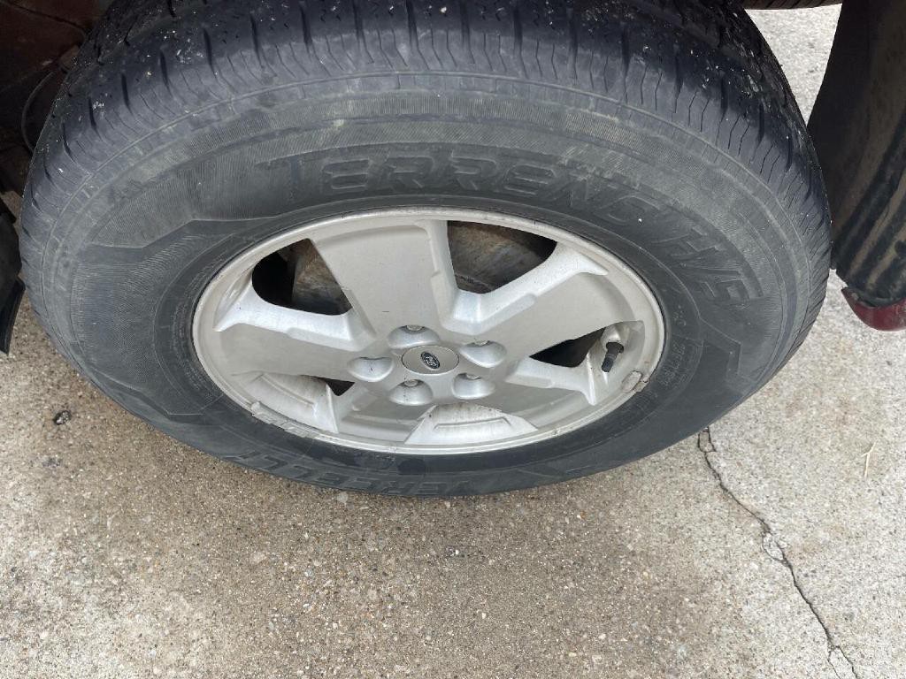 2011 Ford Escape Image 21