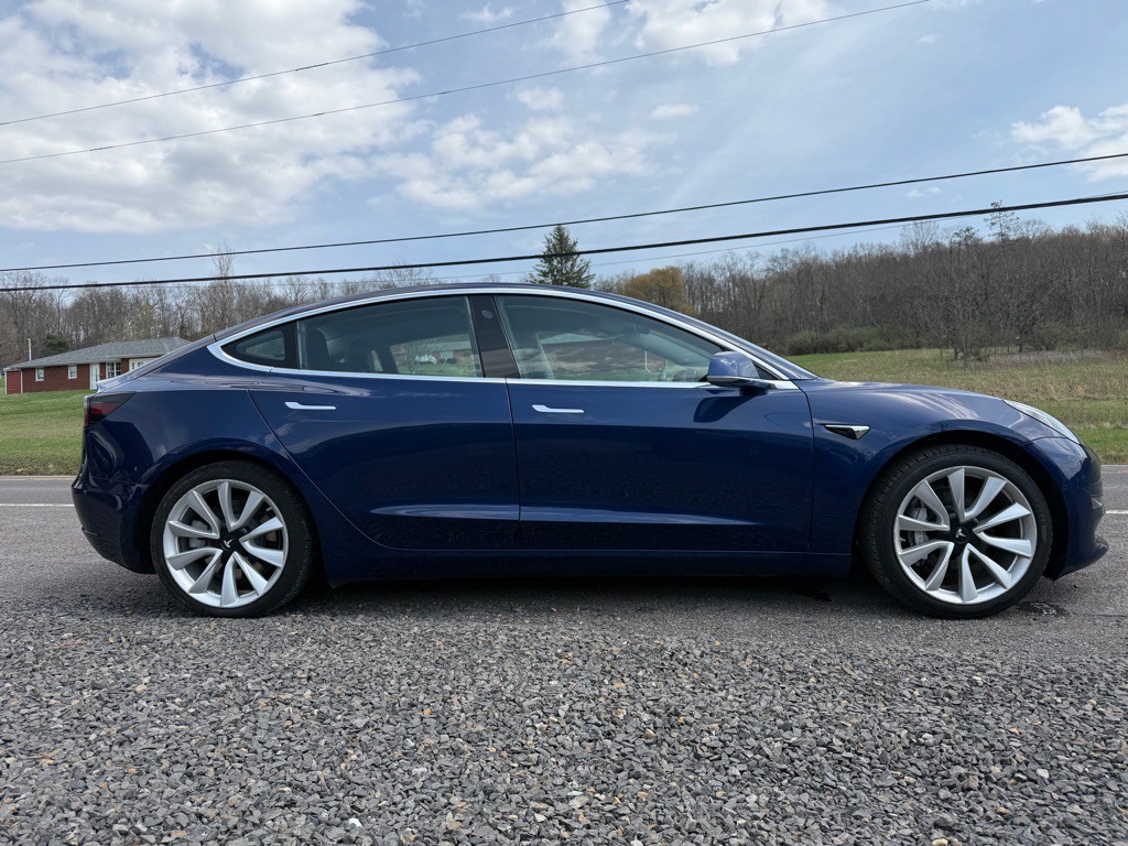 2018 Tesla Model 3 Image 4