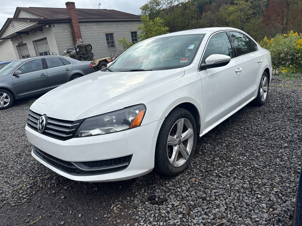 2012 Volkswagen Passat Image 3