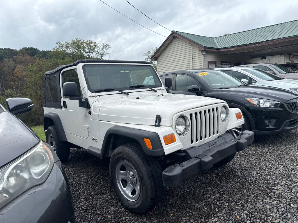 2005 Jeep Wrangler Image 2