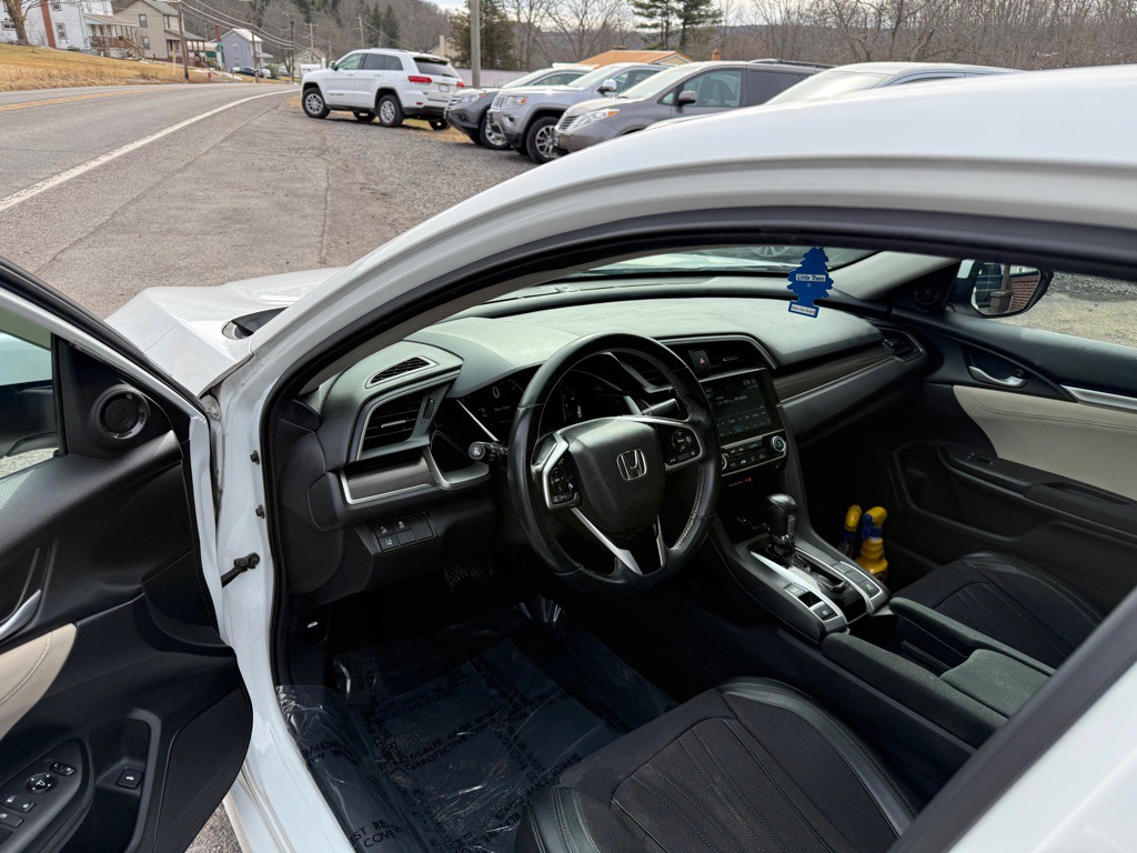 2019 Honda Civic Image 12