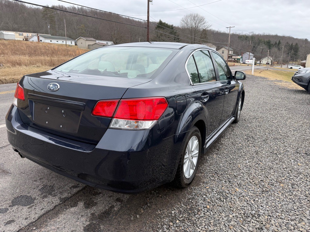 2012 Subaru Legacy Image 4