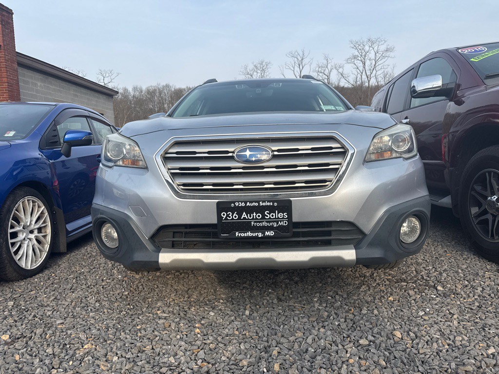 2017 Subaru Outback Image 2