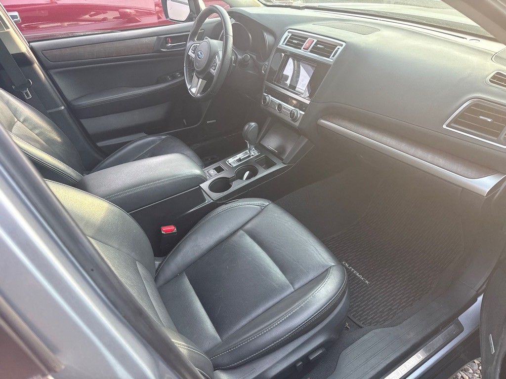 2017 Subaru Outback Image 4