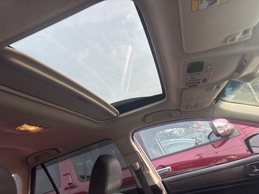 2017 Subaru Outback Image 10